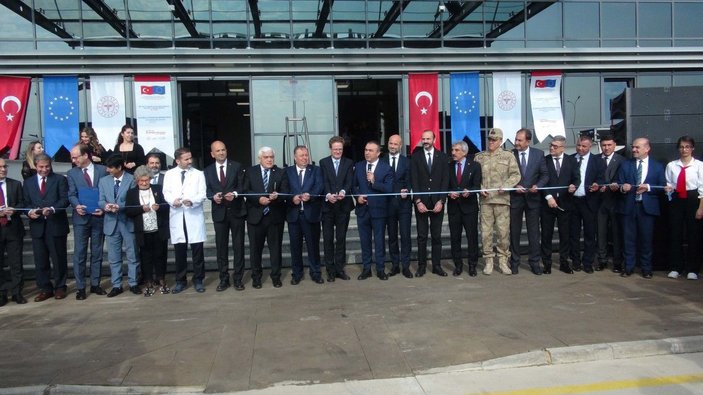 Kilis'te, 400 yataklı Prof. Dr. Alaeddin Yavaşca Devlet Hastanesi hizmete açıldı -1