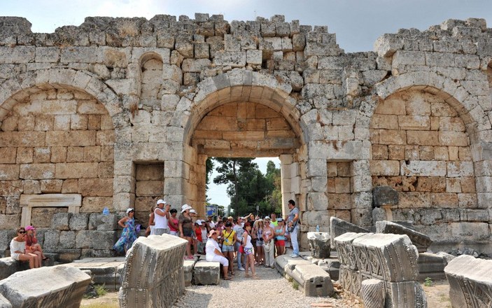 Antalya turizmi, 'rekor yıl' 2019'u 2023'te geçmeyi hedefliyor -4