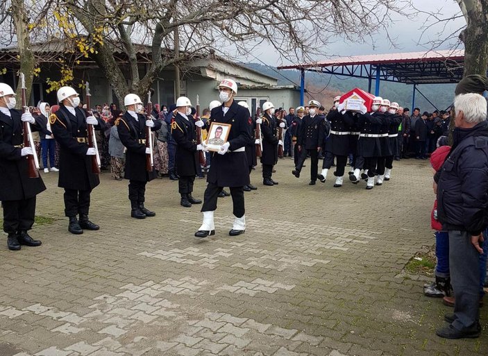 İzindeyken kazada ölen uzman er için Çanakkale'de askeri tören -5