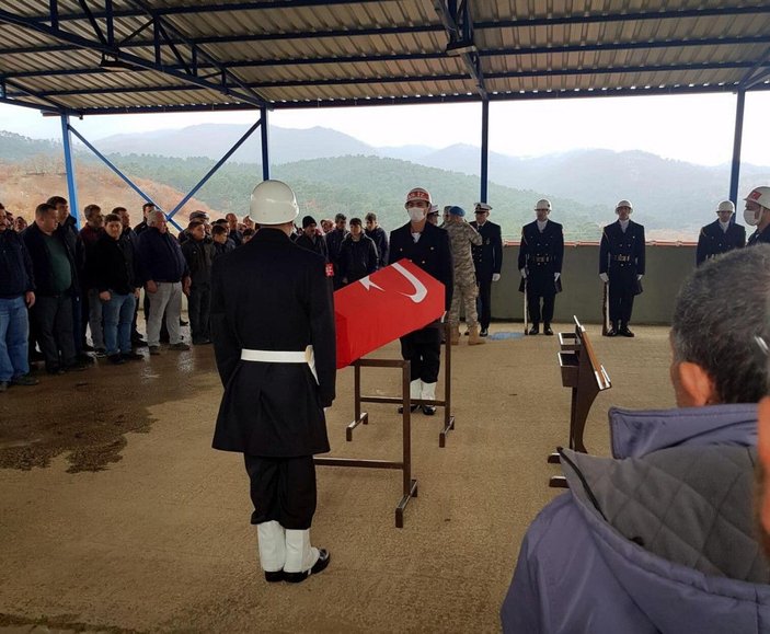 İzindeyken kazada ölen uzman er için Çanakkale'de askeri tören -6