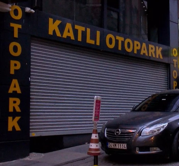 Fatih'te mülk sahibiyle tahliye etmek istediği otopark işletmecisi arasında sopalı kavga -9