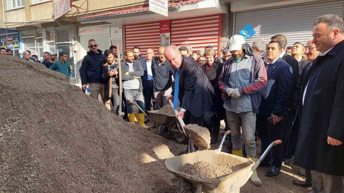 Muharrem İnce: “Çeyrek altın günü gibi toplanıp toplanıp dağılıyorlar -1