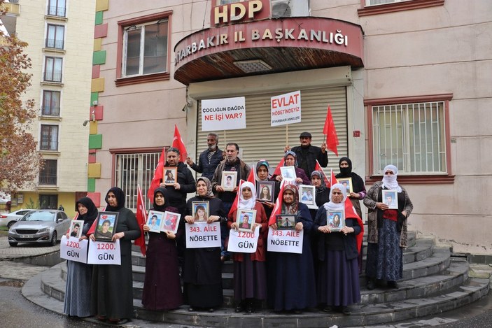 Diyarbakır'daki evlat nöbetinde aile sayısı 343'e çıktı -5
