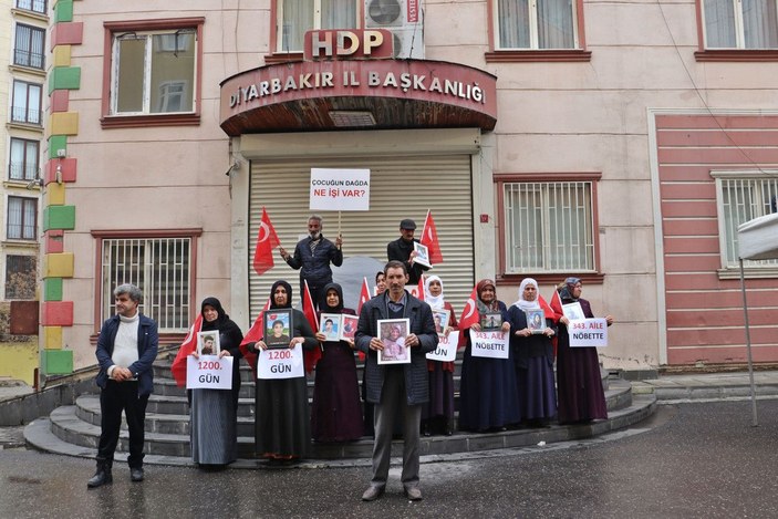 Diyarbakır'daki evlat nöbetinde aile sayısı 343'e çıktı -3