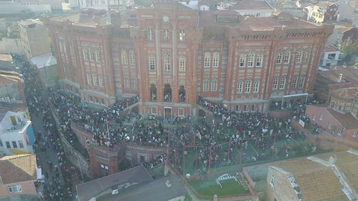 d Havadan fotoğraflarla // İstanbul buraya akın etti; Kırmızı Mektep'te 'yeni yıl' kuyruğu -6
