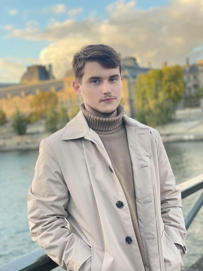 Paris’te sokakta vurulan üniversiteli Akın, öldü -1