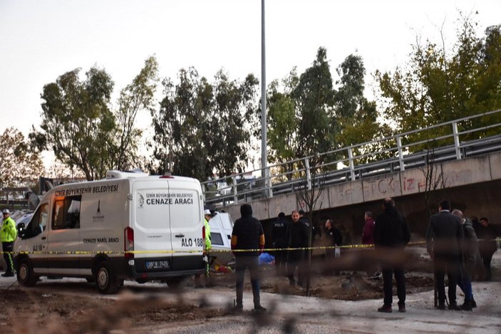 Beton mikseri viyadükten uçtu, sürücü hayatını kaybetti -1