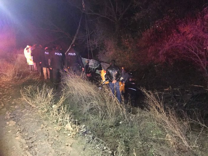 Konya'da yolcu otobüsü devrildi: 15 yaralı