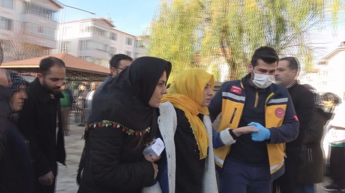 İğne yapıldıktan sonra fenalaşıp ölen Melis toprağa verildi -3