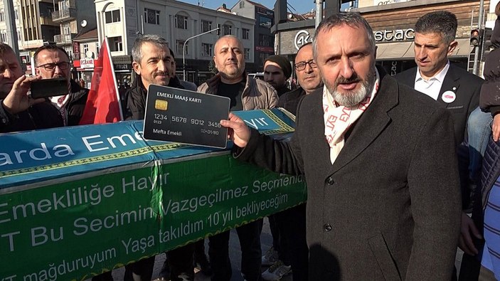 Yıllarca tabutlu eylem yapan EYT'liler, bu kez kutlama için buluştu -8