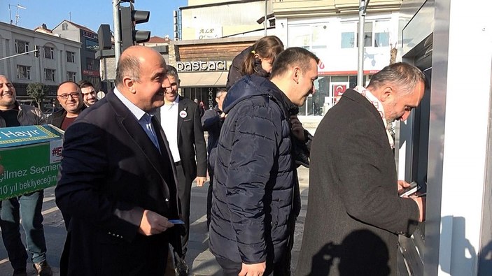 Yıllarca tabutlu eylem yapan EYT'liler, bu kez kutlama için buluştu -9