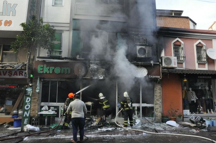 Nazilli'de facianın yaşandığı restoranda bilirkişi incelemesi yapıldı -7