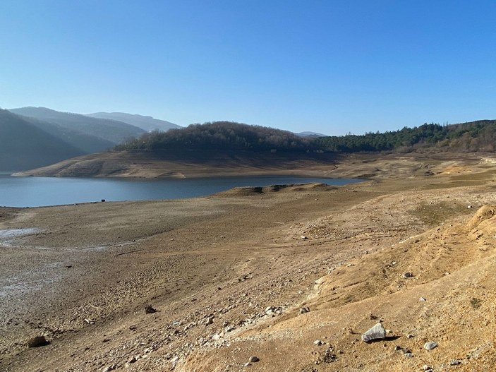 Gökçe Barajı'nda su seviyesi azaldı; Yalova'nın 30 günlük suyu kaldı -4