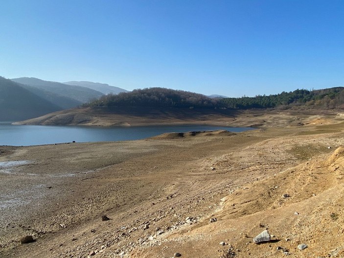 Gökçe Barajı'nda su seviyesi azaldı; Yalova'nın 30 günlük suyu kaldı -6