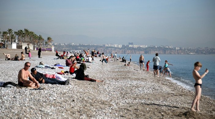 Antalya'da ocak ayında yabancıların deniz keyfi -4