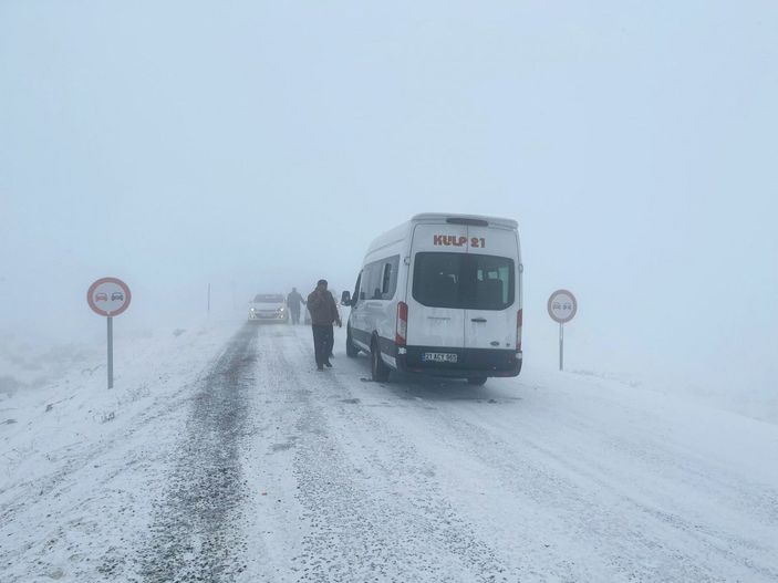 d Muş'un yükseklerinde yoğun kar yağışı -2