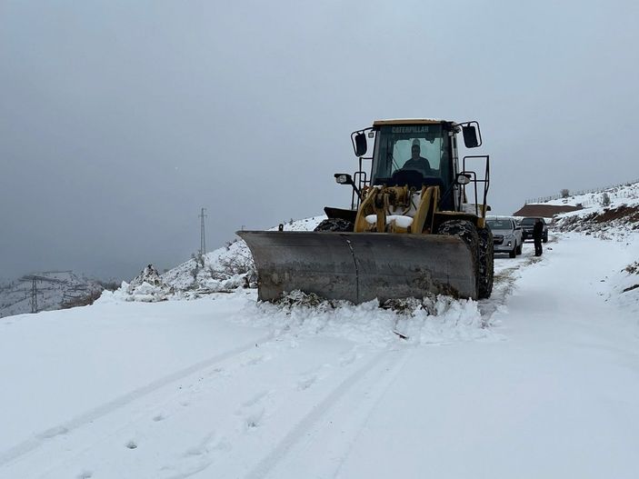 d Muş'un yükseklerinde yoğun kar yağışı -4