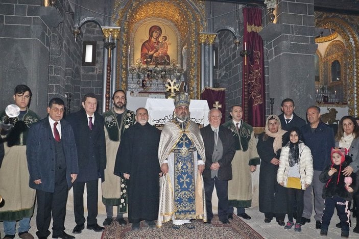 Tarihi Surp Giragos Ermeni Kilisesi'nde Noel ayini -8