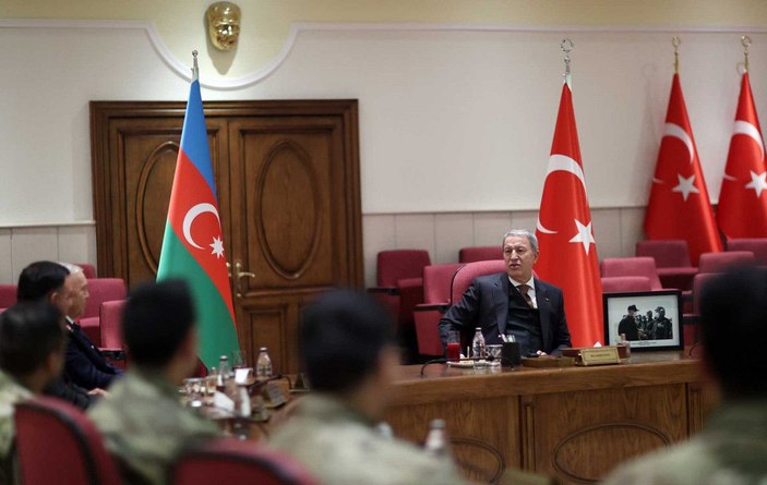 Bakan Akar 'Tek Vatan Harekatı' gazileri ile bir araya geldi -5