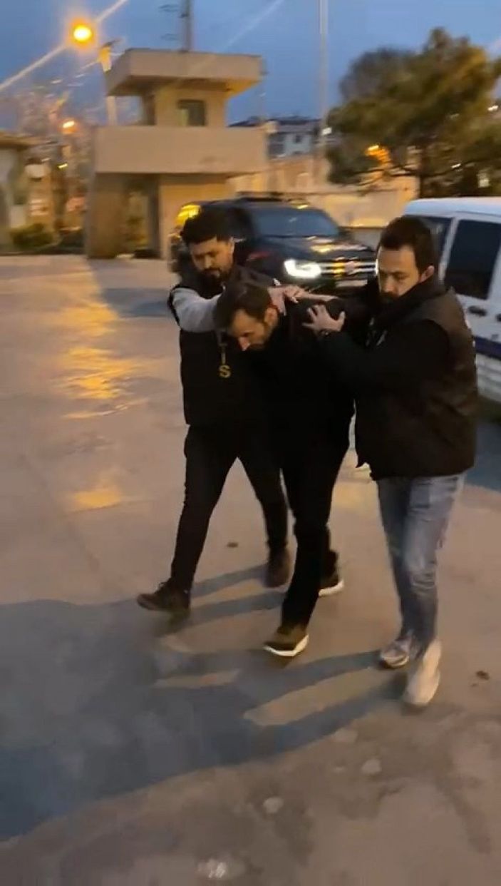 Sultangazi'de eski eşi ve komşularını dehşeti yaşatmıştı; yakalandı -2