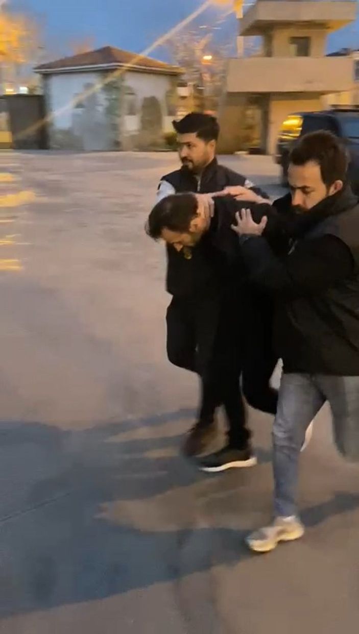 d Sultangazi'de eski eşi ve komşularını dehşeti yaşatmıştı; yakalandı -3