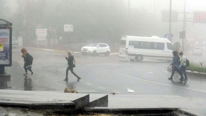 Mardin'de sis etkili oldu