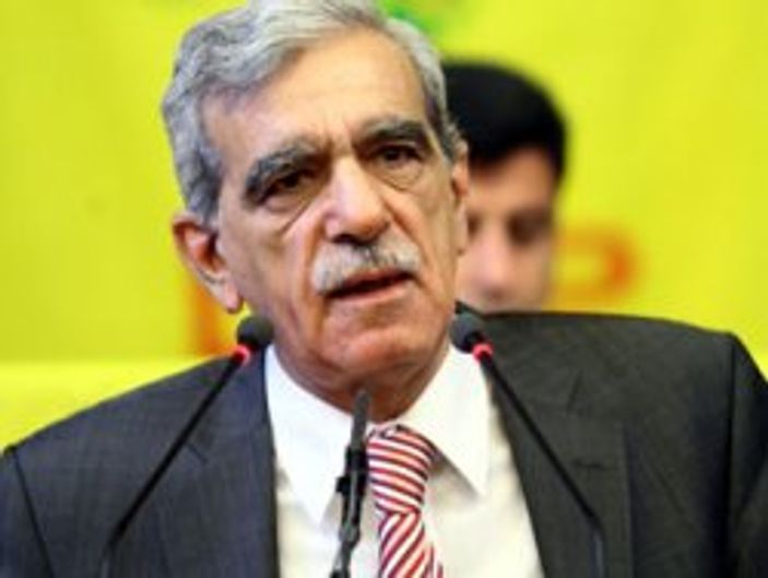 Meclis'te Kürtçe konuşmaya ceza yok