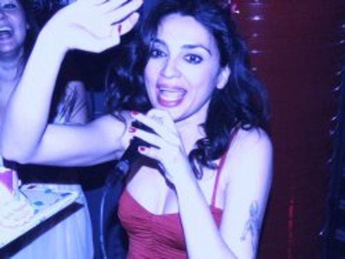 Bilge Öztürk'ün çılgın doğumgünü partisi