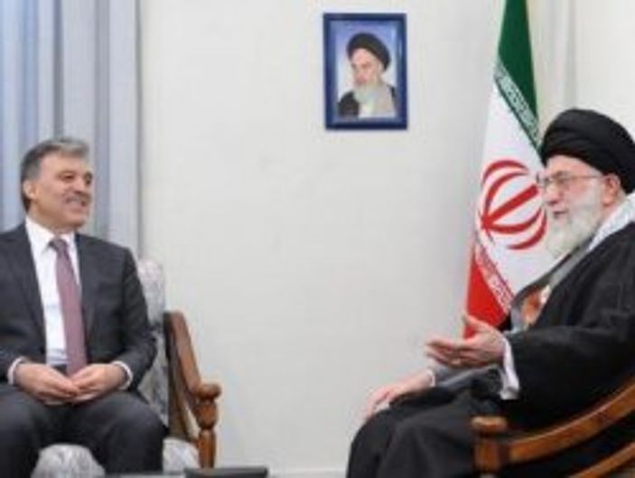 Hamaney Türkiye'yi övdü dünyaya çattı