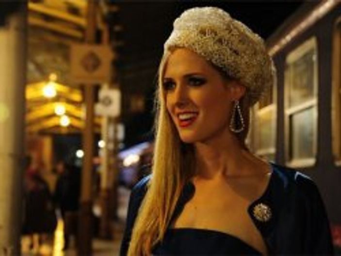 Wilma Elles bu kez de sevişme görüntüleriyle gündemde