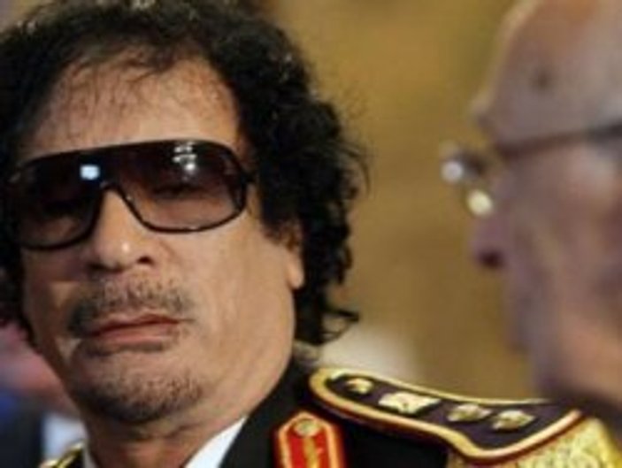 Kaddafi'den Barbaros Hayrettin'e korsan benzetmesi 