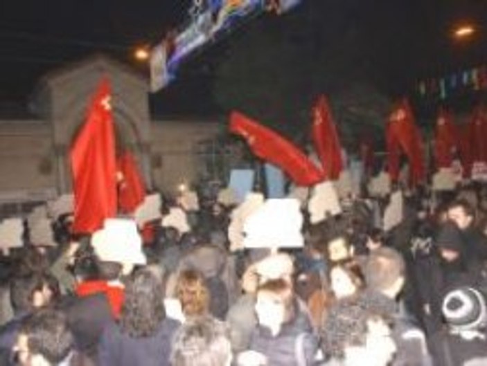 TKP : Libya'ya düzenlenen hava saldırısını protesto etti