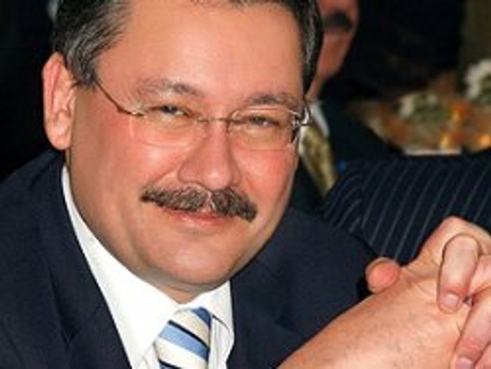 İnce ve Gökçek Twitter'da kapıştı