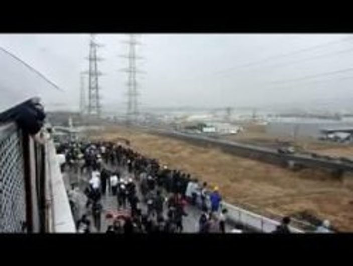 Film değil gerçek: Japonların Tsunami'den kaçışı