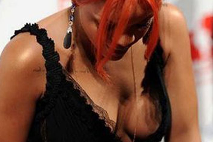 Yardım gecesinde frikik verdi