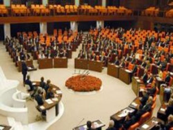 Yemin etmeyenlerin vekilliği düşebilir