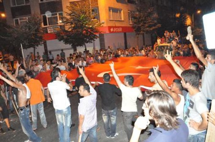 Zeytinburnu'nda PKK - halk gerginliği