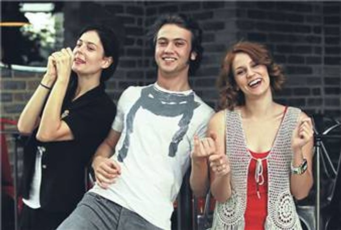Öyle Bir Geçer Zaman Ki'de hikaye 2 yıl atlıyor