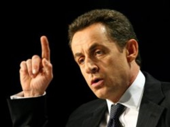 Sarkozy'den Türkiye'ye zeytin dalı