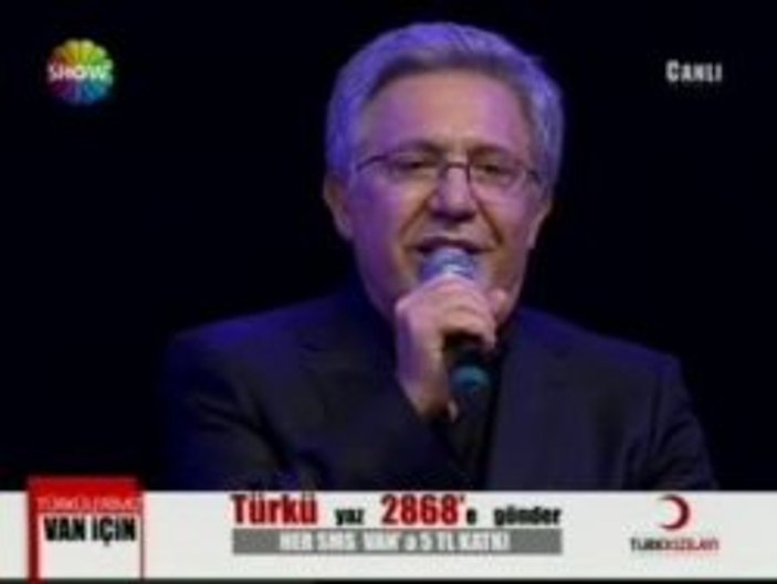 Sanatçılar Van için türkü söyledi - izle