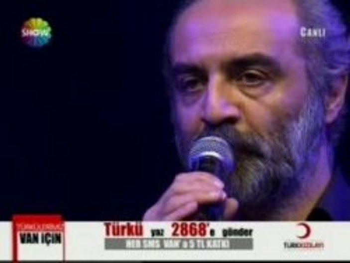 Yılmaz Erdoğan'dan Van için ağlatan şiir - İzle