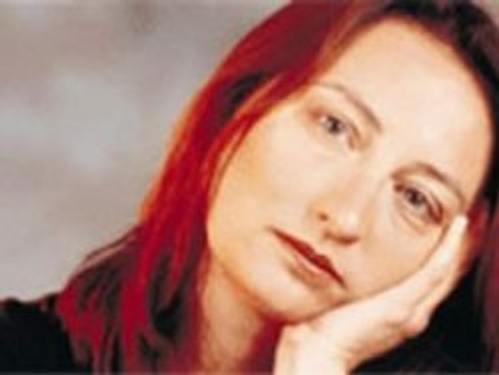 Perihan Mağden: Okan Bayülgen CHP'yi iktidar yapar