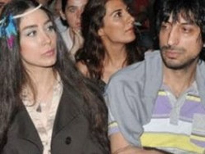 Ece ve İsmail ayrıldı