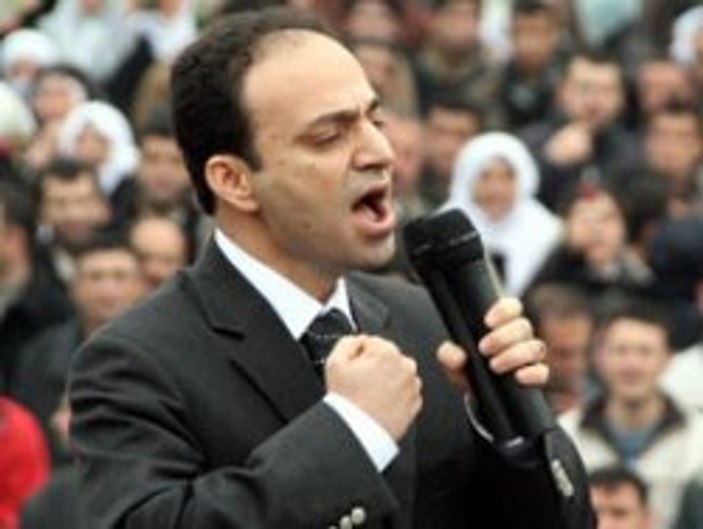Osman Baydemir farklı bayrak istedi