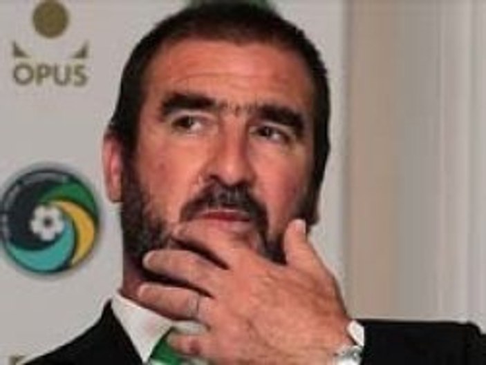 Eric Cantona'dan Sarkozy'e hodri meydan