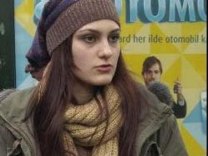 Cüzdanı için yolcu otobüsünü durdurdu