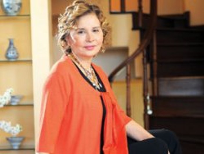 Nazlı Ilıcak'tan Nedim Şener'e: Bunu bana izah et