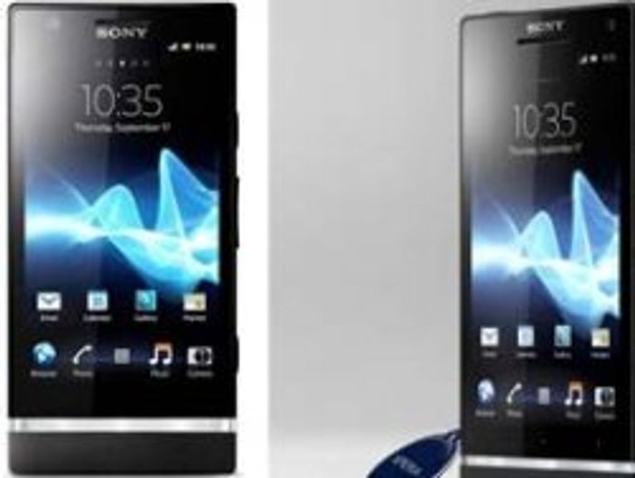 Sony Xperia S ile geliyor