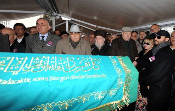 Meral Okay uğurlandı - Foto Galeri