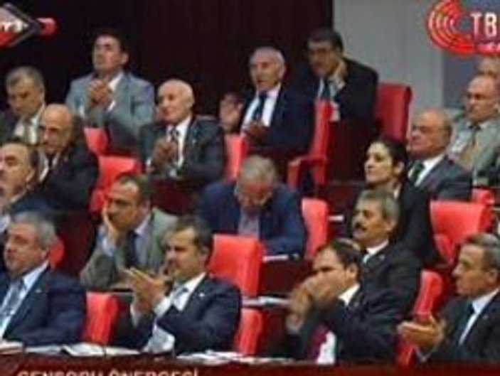 İçişleri Bakanı'nı alkışlamayan tek AK Partili